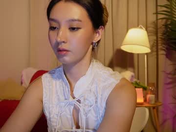 girl
        sarasuo cam image #4641961