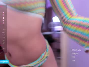 girl
        sweet_littleee cam image #2508136