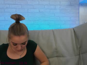 couple
        huntertiana cam image #394053