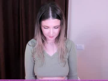girl
        aalliyahh cam image #4599837