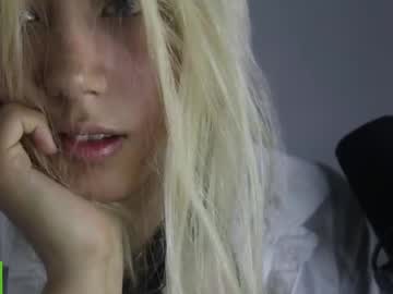girl
        wendy_daniela cam image #3604128