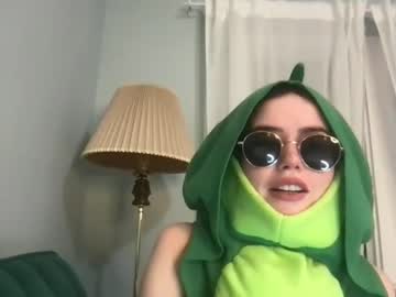 girl
        littlesugarpea cam image #2622909