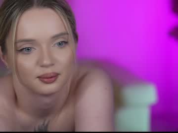 girl
        anabel054 cam image #3433372