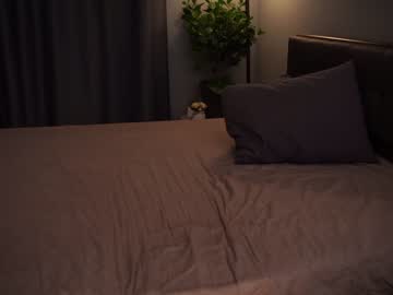 girl
        tessarosse_ cam image #2050619