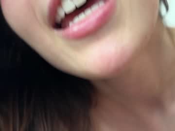 girl
        rosykindred cam image #1828126