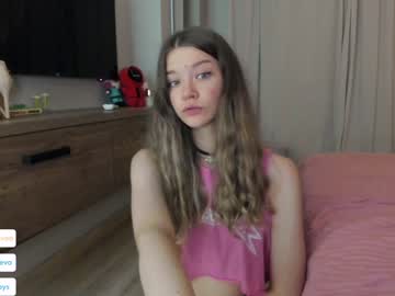 girl
        coyness_geneva cam image #1673858