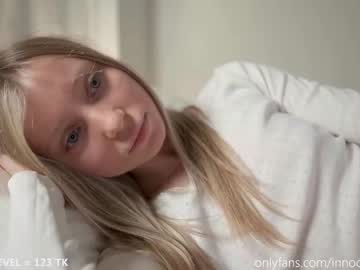 girl
        pureangeldolores cam image #1855939