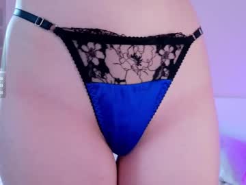 girl
        pusichka_ cam image #4238578