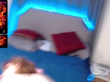 couple
        alex_ssj cam image #68903