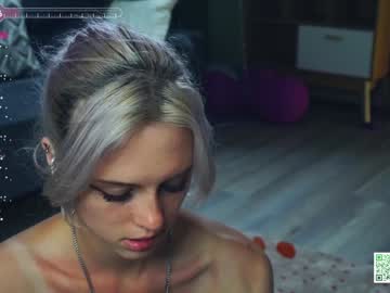girl
        audreycarvin cam image #2986320