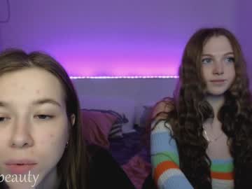 girl
        small_blondee cam image #4313030