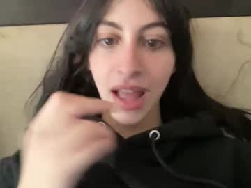 girl
        sup3rn0v4g1rl cam image #4124663