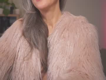 girl
        sunniedayz cam image #331169