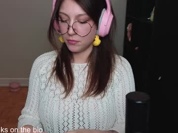 girl
        alexa_dream cam image #3843549