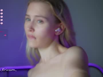 girl
        sonyaericsson cam image #3014544