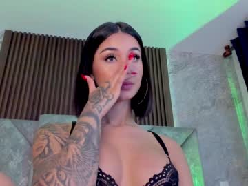 girl
        candyred88 cam image #857577
