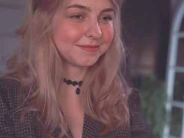 girl
        hannasthesia cam image #3700028