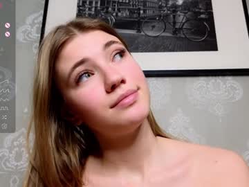 girl
        cute_fox_girl cam image #4032374