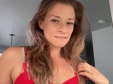girl
        saraloverays cam image #1502430