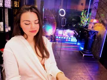 girl
        alma_pearl cam image #777098