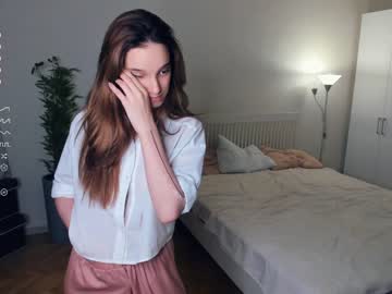 girl
        love_lovess cam image #1530524