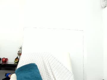 girl
        hotfallingdevil cam image #719848