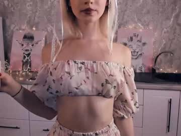 girl
        gladysharn cam image #3146003