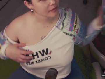 girl
        chery_lady22 cam image #2883163