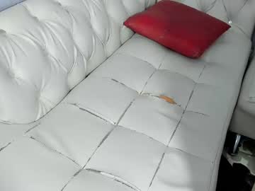 couple
        daring_latinavip cam image #1442281