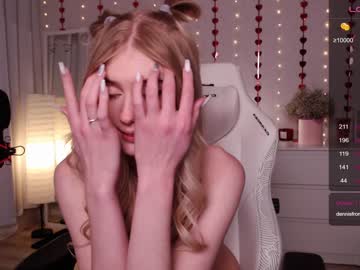 girl
        vonnalein cam image #2547182