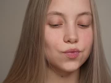 girl
        appr0ved cam image #3983789