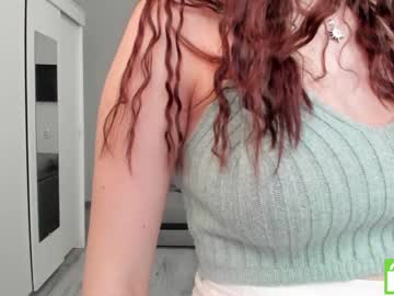 girl
        reilbell cam image #696775