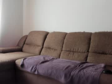 girl
        issabelle_69 cam image #3079147