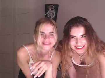 girl
        scally_daisy cam image #1565059