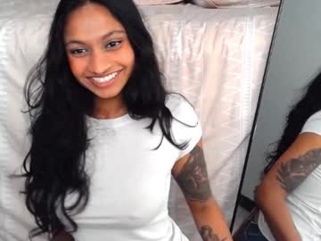 girl
        xzaramx cam image #3589077