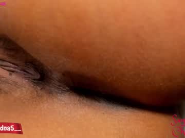 girl
        ariadna5 cam image #369525