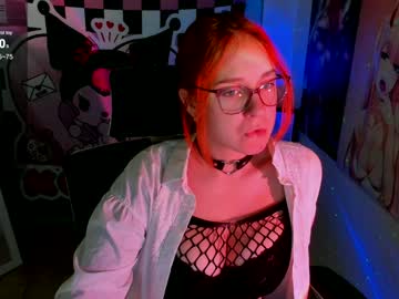 girl
        margaret_red cam image #3254011