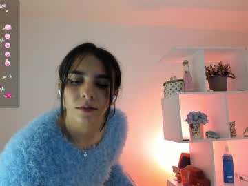girl
        nezo_ cam image #2149650