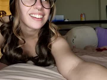 girl
        mxgoddex cam image #442304
