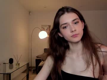 girl
        _wilson__ cam image #1238418