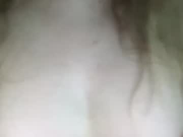 girl
        kristicutiez cam image #1261596