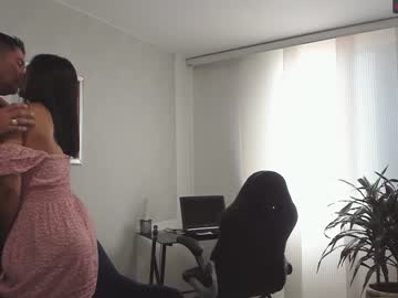 couple
        emillybrowm cam image #290113