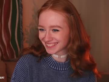 girl
        lizzy_blaze cam image #2516750