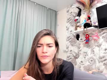 girl
        joconda cam image #2039648