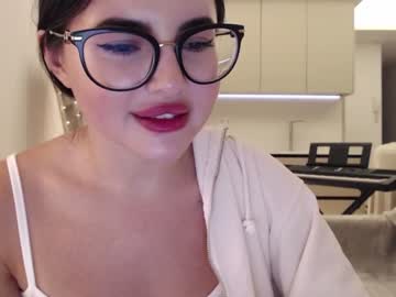 girl
        playnofuckinggames cam image #923097