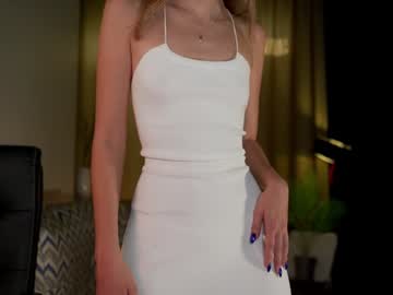 girl
        hanna_hunnam cam image #3544541
