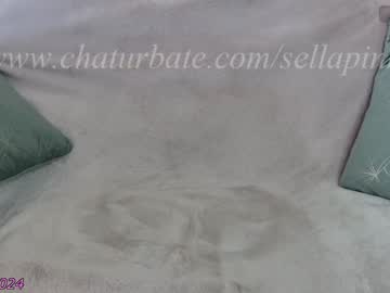 girl
        sellapink cam image #3132557