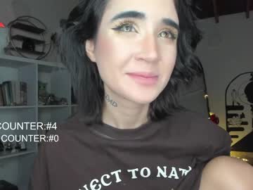 girl
        lonelly_lolly98 cam image #2191626