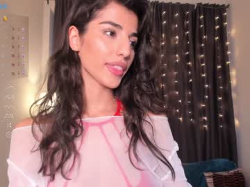 girl
        suzannedavise cam image #2156059