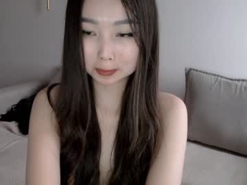 girl
        mein_keen cam image #3539839